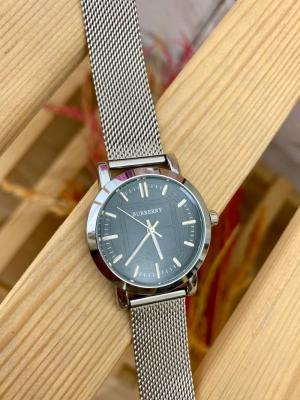 Burberry Hasır Kordon Unisex Saat  S656