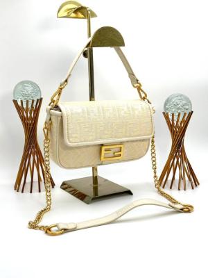 Fendi Baguette Handbag Krem Kadın Çanta VLT311