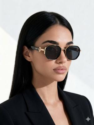 Fendi Gold İthal Kadın Gözlük G4258-VLL