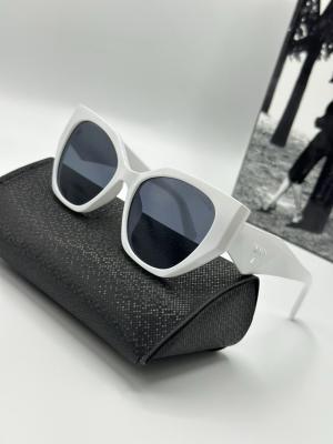 Prada Milano Beyaz Kadın Güneş Gözlüğü G1994-VLL