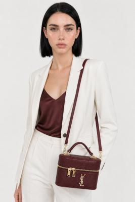 Saint Laurent Gaby Vanity Bordo Kapitone Deri Kadın El ve Omuz Çantası VLT-460