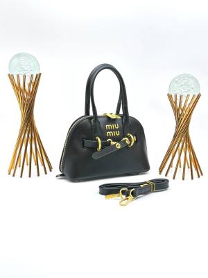MİU MİU AVENTURE NAPPA TOP HANDLE BAG BLACK KADIN ÇANTA Siyah