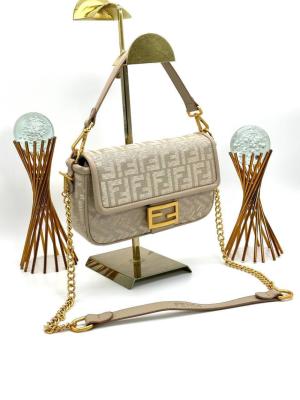 	Fendi Baguette Handbag Bej Kadın Çanta VLT312 Bej