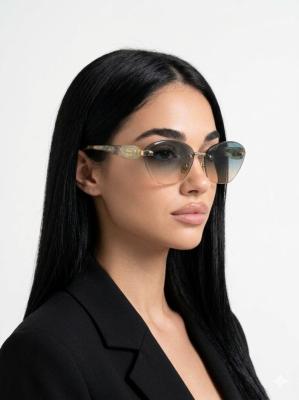 Miu Miu Yeşil İthal Kadın Güneş Gözlüğü G4221-VLL Yeşil