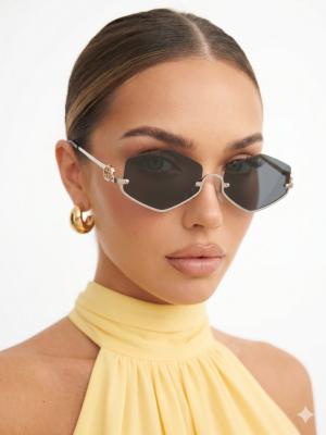 Gucci Gümüş Cam Kadın Güneş Gözlüğü G4297-VLL Diğer