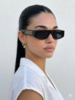 Gucci Siyah İthal Kadın Gözlük Gözlük G4582-VLL Siyah Kırmızı