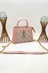 Guess Stephi Pembe Mini Logolu Siyah Çanta VLT-441 Pembe
