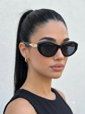 Prada PR Siyah Cat Eye Kadın Güneş Gözlüğü G4732-CN