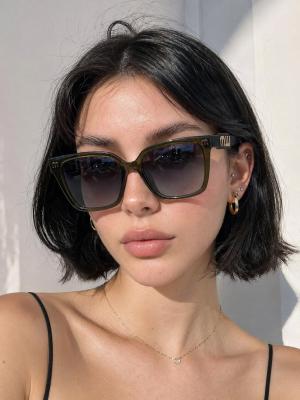 Miu Miu Glimpse Siyah Kemik Kadın Güneş Gözlüğü G4822-DB Yeşil