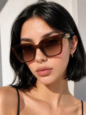Miu Miu Glimpse Kahverengi Kemik Kadın Güneş Gözlüğü G4823-DB Kahverengi