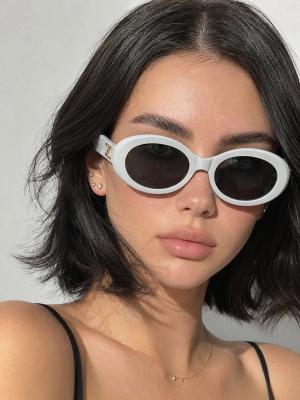 Celine Triomphe 01 CL40194U 25A Beyaz Oval Kadın Güneş Gözlüğü G4849-DB Beyaz