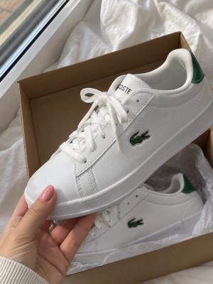 Lacoste Klasik Yeşil Timsah Logolu Beyaz Deri Sneakers  A-013